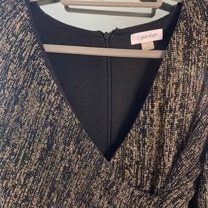 CALVIN KLEIN Black and gold holiday party dress long sleeve